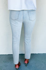 Load image into Gallery viewer, Beau Blue Mid Rise Ankle-Length Distressed Skinny Jeans