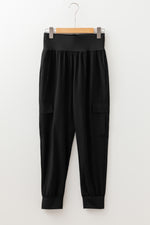 Load image into Gallery viewer, Black Elastic High Waist Pocketed Cargo Jogger Pants
