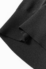 Load image into Gallery viewer, Black Solid Color Slim Fit Lightweight Crew Neck Sweater - Fashion Queen - 11