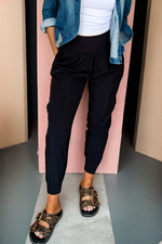 Load image into Gallery viewer, Black Elastic High Waist Pocketed Cargo Jogger Pants