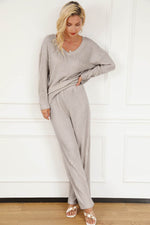Load image into Gallery viewer, Black Ribbed Knit V Neck Slouchy Two-piece Outfit - Fashion Queen
