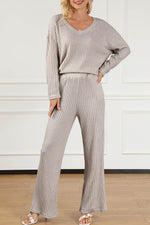 Load image into Gallery viewer, Black Ribbed Knit V Neck Slouchy Two-piece Outfit - Fashion Queen

