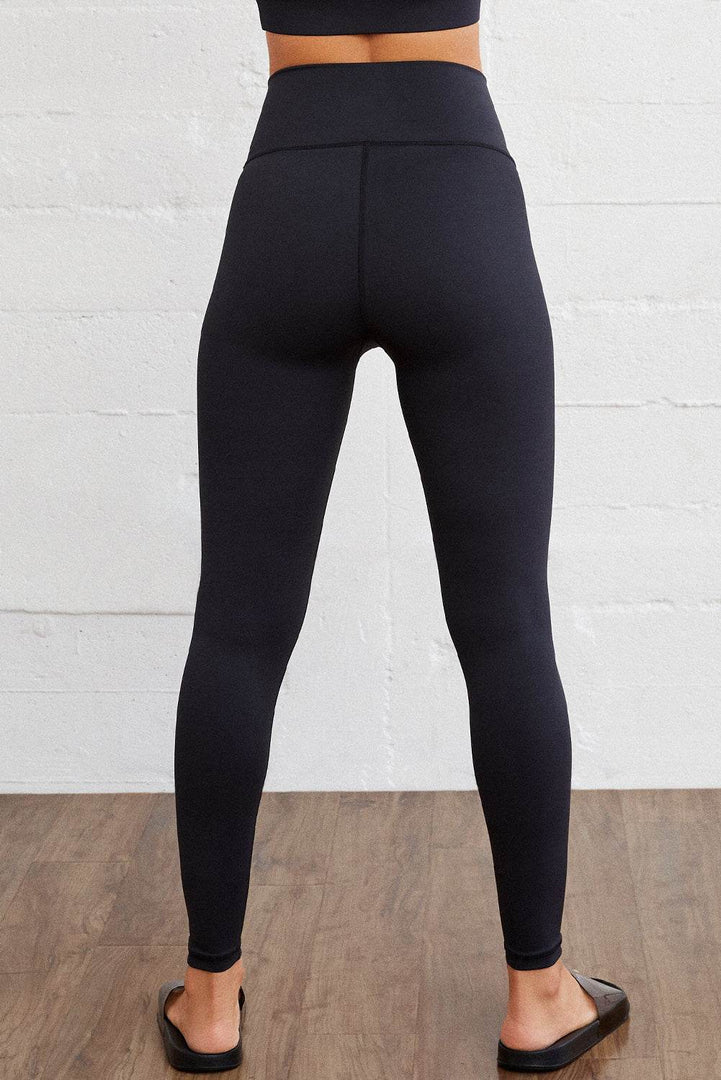 Black Arched Waist Seamless Active Leggings - Fashion Queen -  2