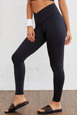 Load image into Gallery viewer, Black Arched Waist Seamless Active Leggings - Fashion Queen -  4

