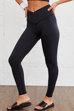 Load image into Gallery viewer, Black Arched Waist Seamless Active Leggings - Fashion Queen -  6

