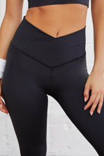 Load image into Gallery viewer, Black Arched Waist Seamless Active Leggings - Fashion Queen -  7
