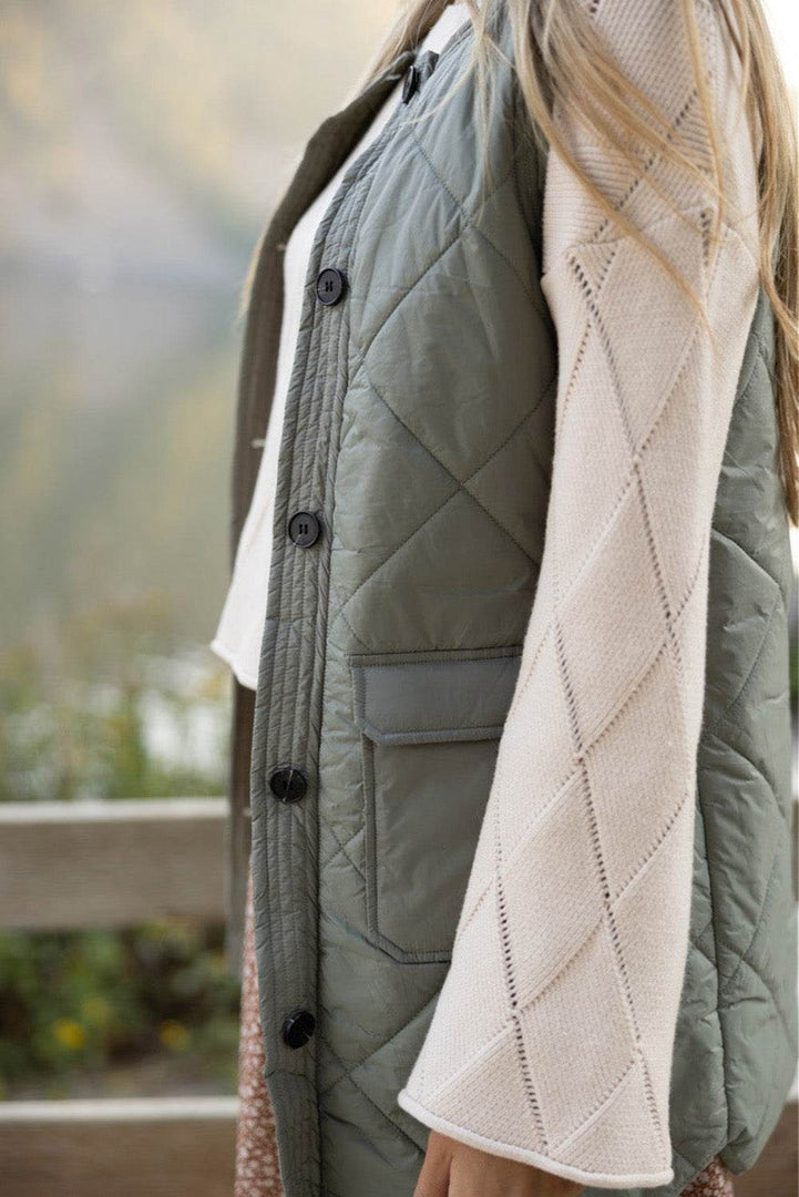 Grass Green Quilted Long Vest Jacket with Pockets - Fashion Queen -  4