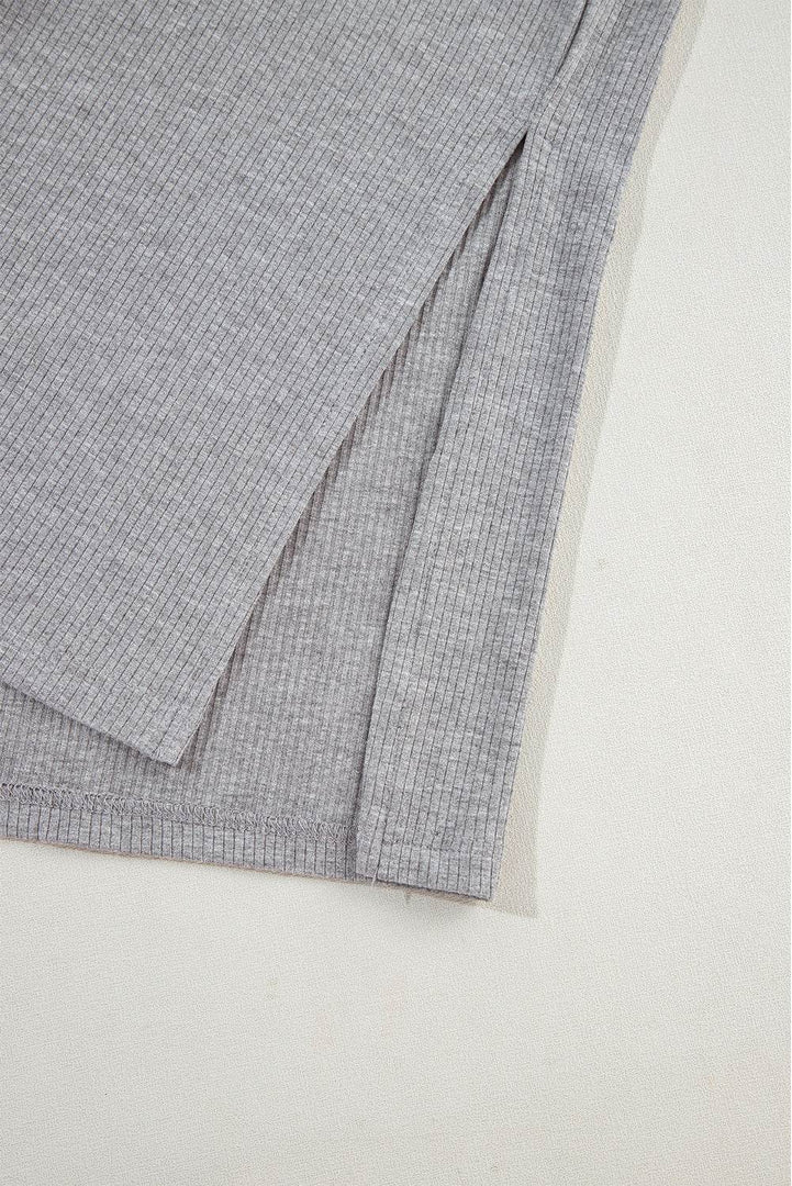 Light Grey Solid Color Loose Tunic Top and Slim Shorts Set - Fashion Queen -  20