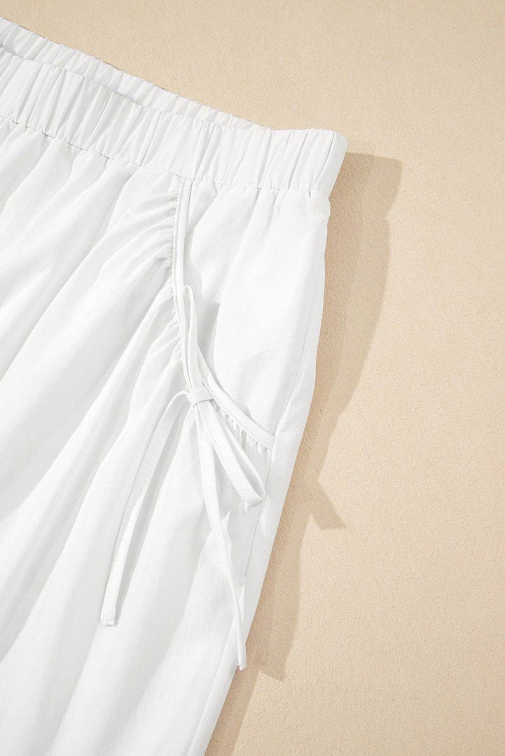White Bow Decor Pockets Plus Size Shorts - Fashion Queen -  12
