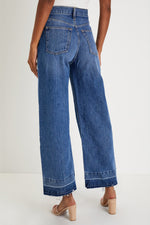 Load image into Gallery viewer, Real Teal Raw Hem Straight Leg Loose High Waist Jeans
